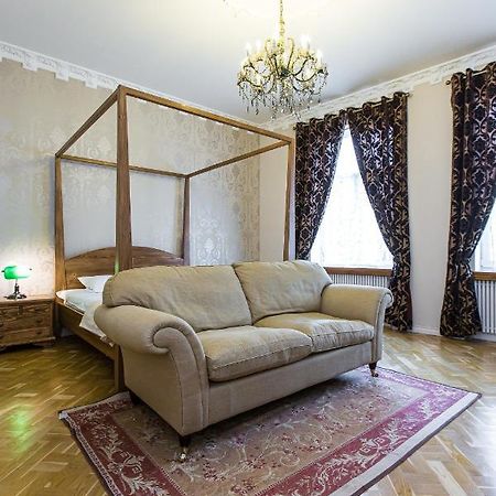 Австрійська Квартира В Центрі На Вулиці Михальчука 5 Leópolis Exterior foto