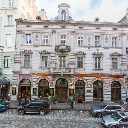 Австрійська Квартира В Центрі На Вулиці Михальчука 5 Leópolis Exterior foto