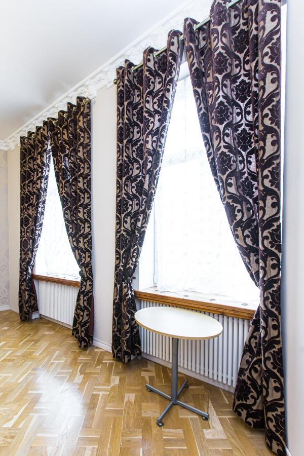 Австрійська Квартира В Центрі На Вулиці Михальчука 5 Leópolis Exterior foto